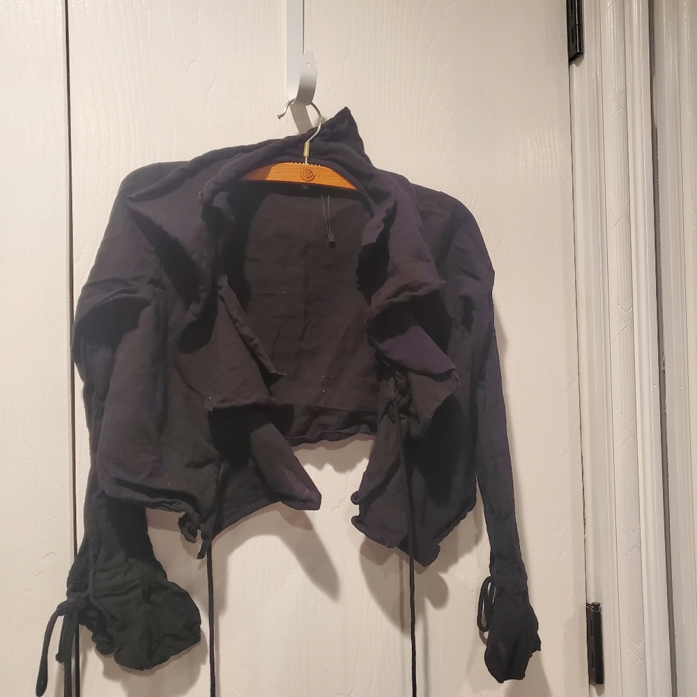 Crop blazer ruffles